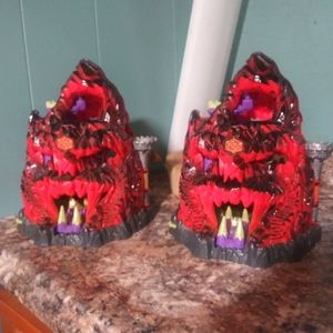 Bundle of two Dragons toys